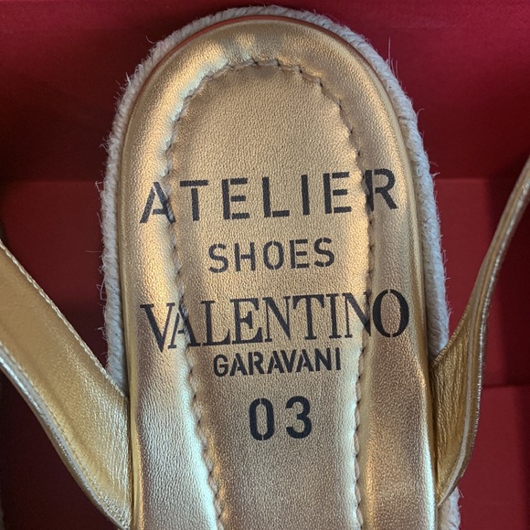 Gold rose wedge by Valentino - Picture 3 of 6